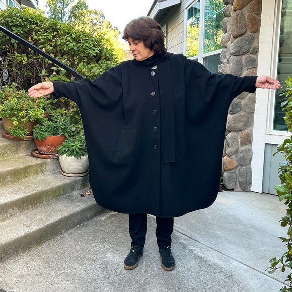 Black Wool Cape Outer Garment but with Long Sleeves by “alex hayes” - Picture 9 of 12